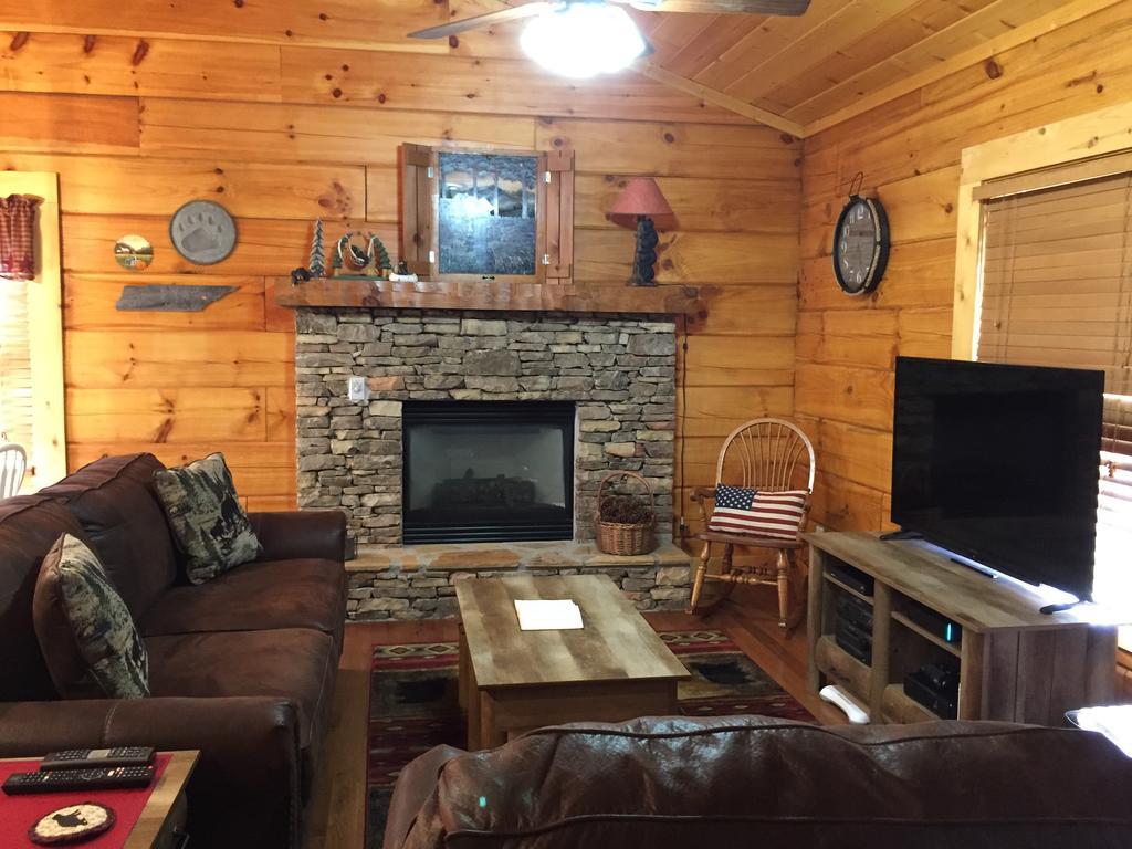 Mountain Blessings Villa Pigeon Forge Exterior photo